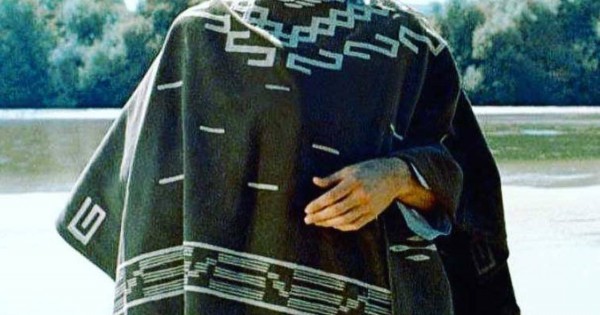 Man With No Name Poncho Rdr2