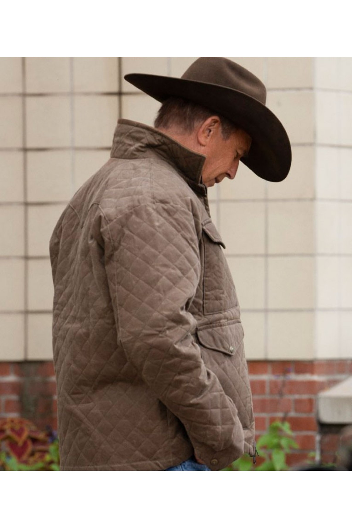 Kevin Costner Yellowstone Season 4 John Dutton Brown Quilted Jacket